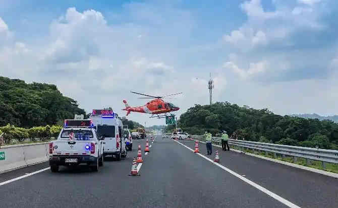 邱县高速公路汽车救援案例